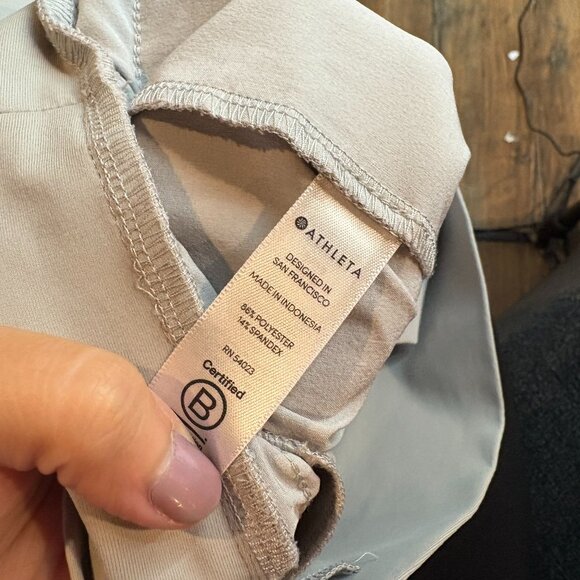 Athleta Sutton Jogger Pant Lightweight Cargo Light Grey - Picture 6 of 6